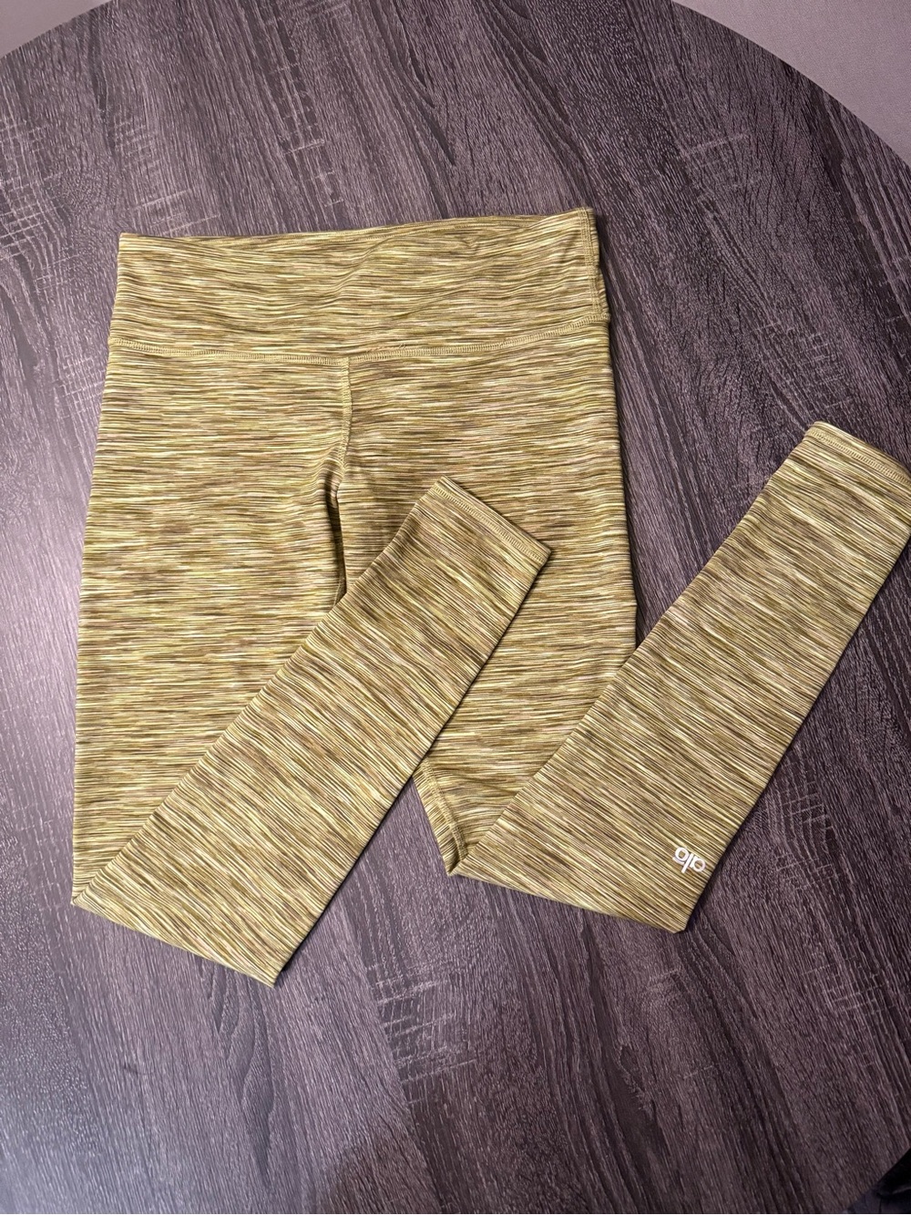 Alo Yoga High Waisted Leggings in Green Space Dye / Heathered Lime